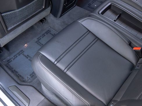 Certified 2024 Porsche Cayenne Turbo GT AWD/4WD image 52