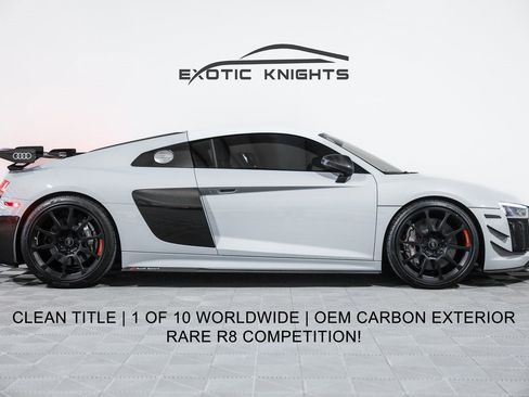 Used 2018 Audi R8 V10 plus w/ Full Leather Package image 1