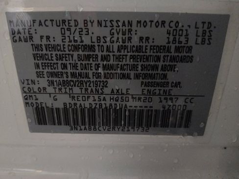 Used 2024 Nissan Sentra SV FWD image 33