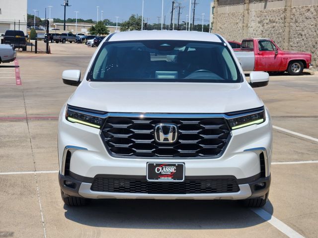 Used 2025 Honda Pilot EX-L image 10