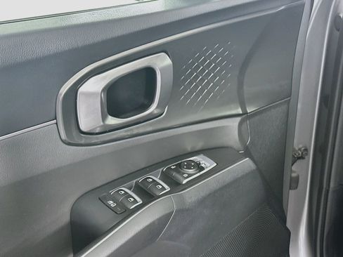 Used 2023 Kia Sorento EX w/ Panoramic Sunroof Package FWD image 15
