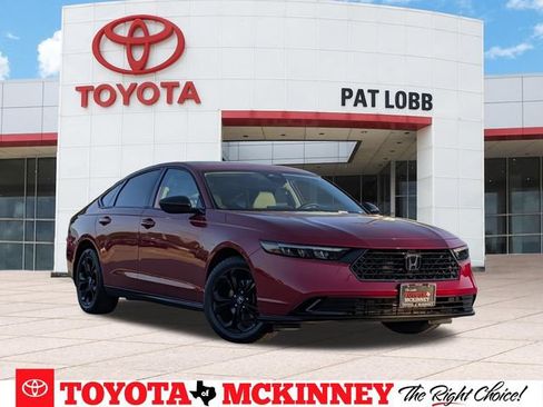 Used 2025 Honda Accord SE image 1