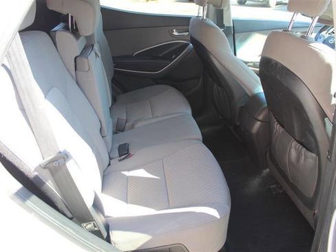 Used 2016 Hyundai Santa Fe Sport image 19