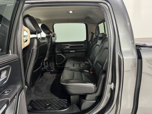 Used 2019 RAM 1500 Laramie AWD/4WD image 22