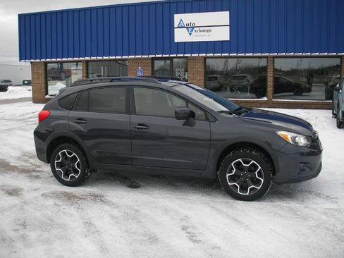 Used 2014 Subaru Crosstrek 2.0i Premium image 3