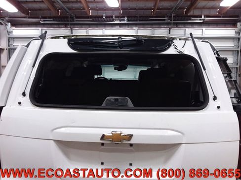 Used 2015 Chevrolet Tahoe LT image 28