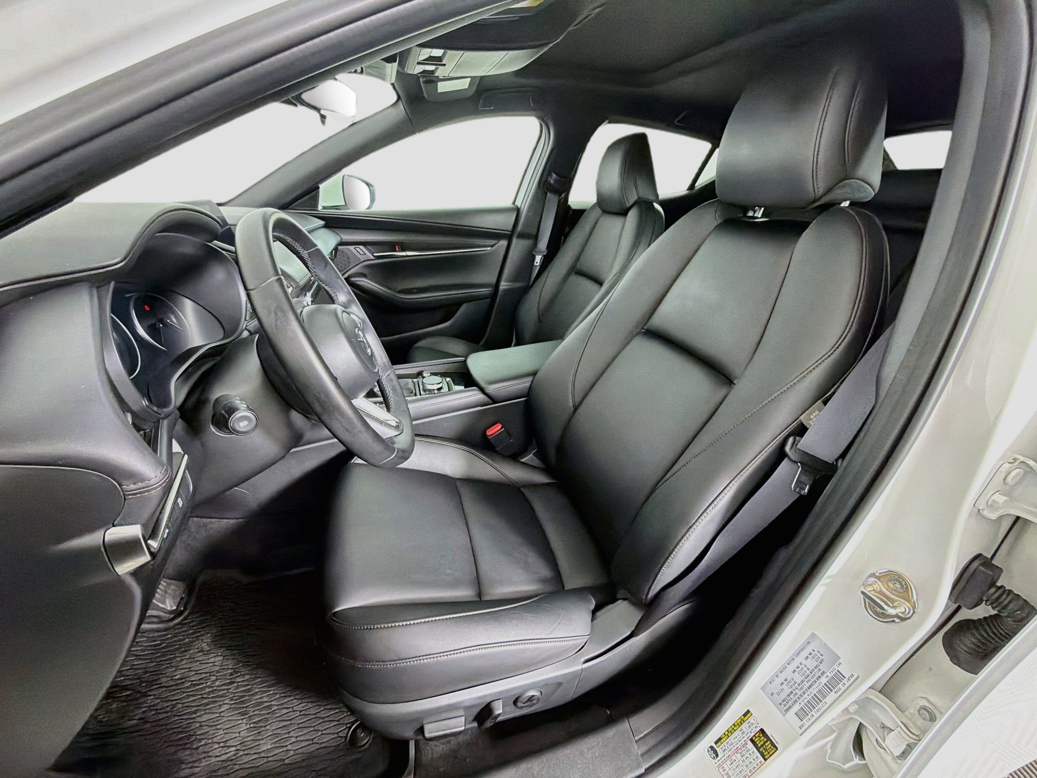 Used 2024 MAZDA MAZDA3 s FWD image 13