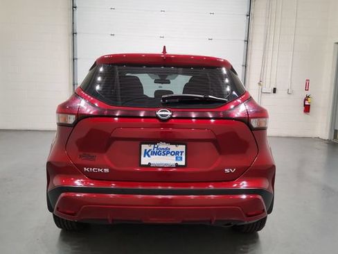 Used 2023 Nissan Kicks SV FWD image 6