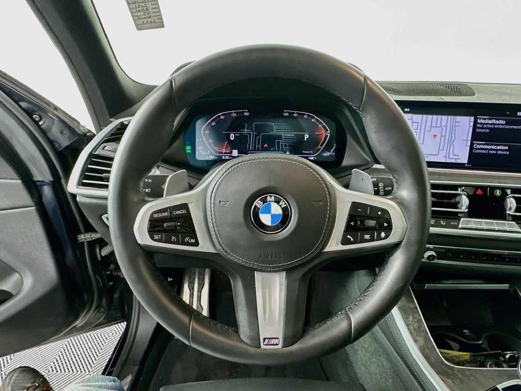 Used 2021 BMW X5 xDrive40i w/ M Sport Package AWD/4WD image 12