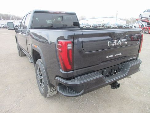 New 2026 GMC Sierra 2500 Denali Ultimate AWD/4WD image 8