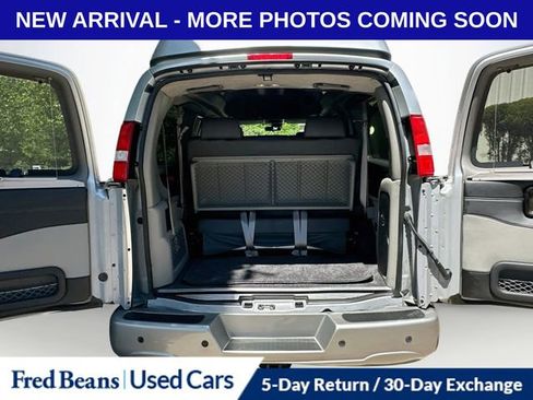Used 2022 Chevrolet Express 2500 w/ Enhanced Convenience Package RWD image 29