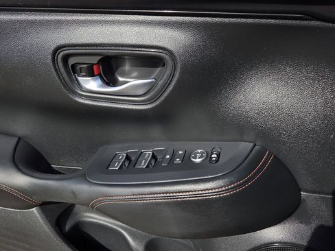 Used 2025 Honda HR-V Sport image 16