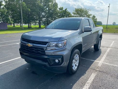 Used 2022 Chevrolet Colorado LT w/ LT Convenience Package AWD/4WD image 3