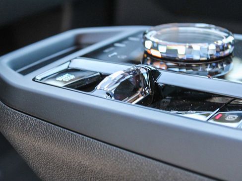 New 2026 BMW iX M70 AWD/4WD image 22