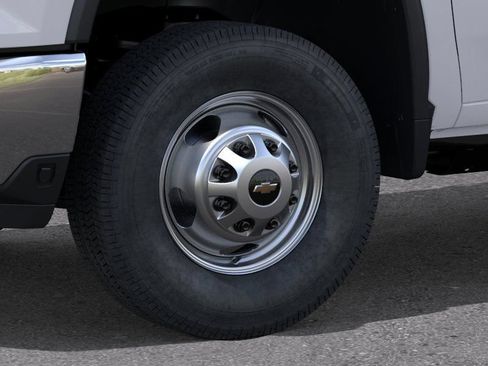 New 2026 Chevrolet Silverado 3500 W/T AWD/4WD image 9