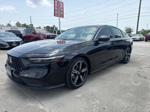 Used 2024 Honda Accord Sport image 5