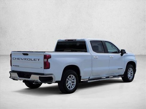 Used 2021 Chevrolet Silverado 1500 LT w/ Diesel Off-Road Package AWD/4WD image 8