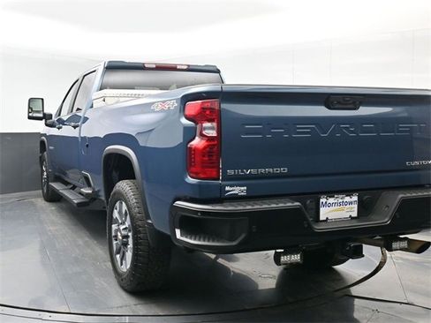 Used 2024 Chevrolet Silverado 2500 Custom w/ Custom Value Package image 12