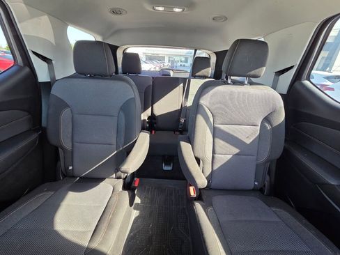 Used 2020 Chevrolet Traverse LT FWD image 29