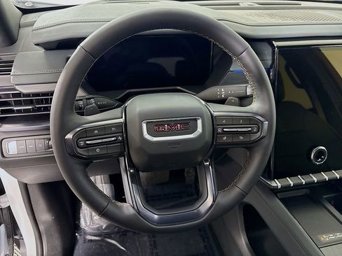 New 2026 GMC Acadia AT4 image 11