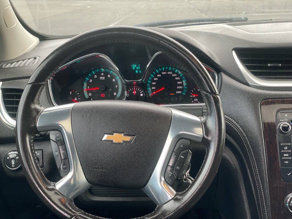 Used 2016 Chevrolet Traverse LT w/ True North Edition AWD/4WD image 10
