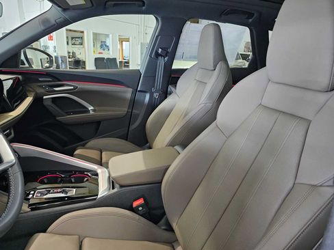 New 2025 Audi Q5 Premium Plus AWD/4WD image 24