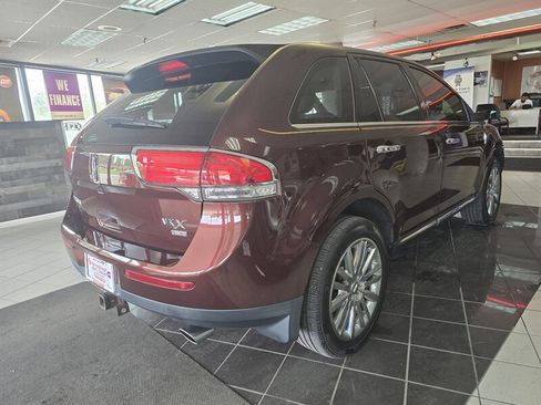 Used 2012 Lincoln MKX AWD image 4