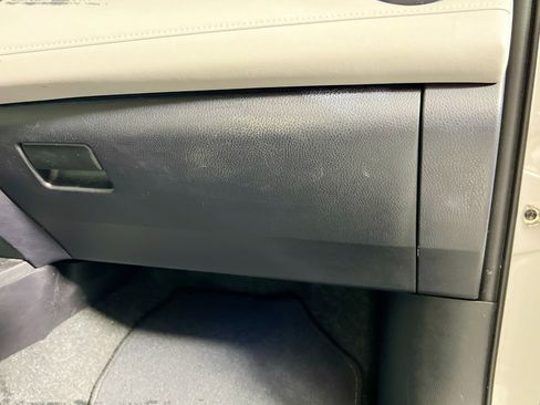 Used 2017 Toyota RAV4 Platinum image 35