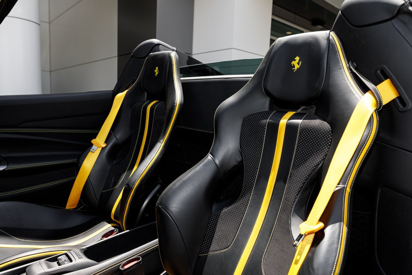 Used 2022 Ferrari F8 Tributo RWD image 53