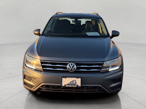 Used 2019 Volkswagen Tiguan SE image 3