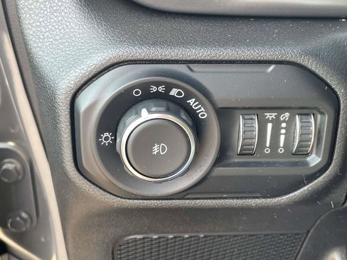 Used 2021 Jeep Wrangler Unlimited Sport image 11