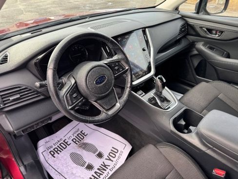 Used 2022 Subaru Outback Premium image 11