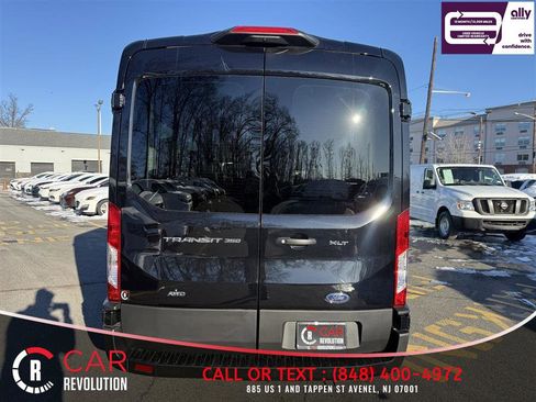 Used 2025 Ford Transit 350 XLT image 5