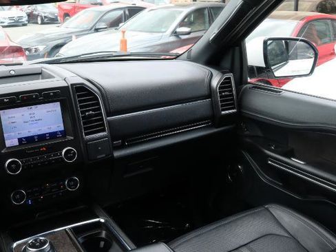 Used 2020 Ford Expedition Limited RWD image 21
