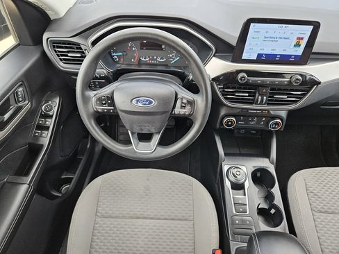 Used 2022 Ford Escape SE FWD image 33