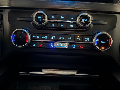 Used 2024 Ford F250 Lariat w/ Lariat Ultimate Package image 28