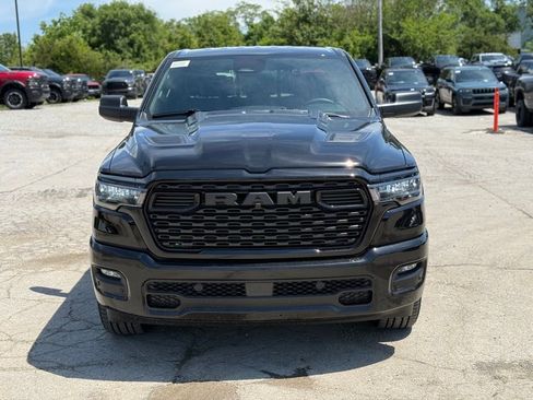 New 2026 RAM 1500 Express AWD/4WD image 3