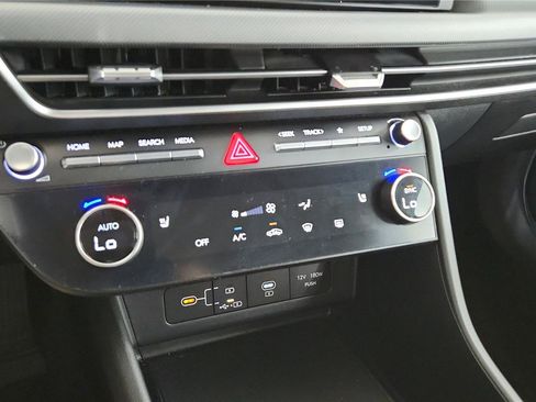 Used 2025 Hyundai Sonata SEL FWD image 24