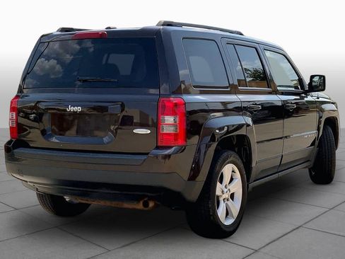 Used 2014 Jeep Patriot Latitude FWD image 13
