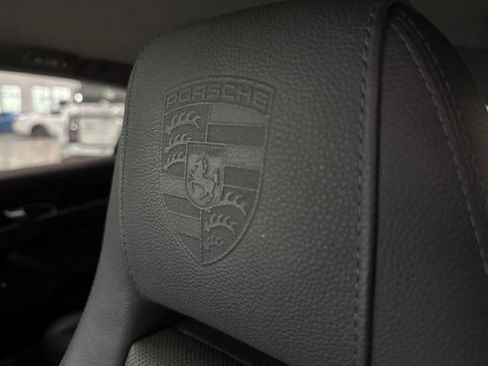 Used 2013 Porsche Panamera image 32