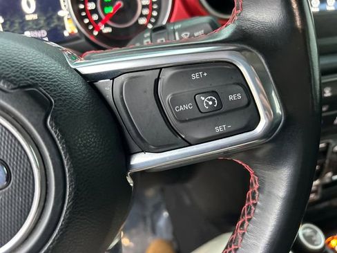 Used 2021 Jeep Wrangler Unlimited Rubicon w/ Xtreme Recon 35" Tire Package image 15