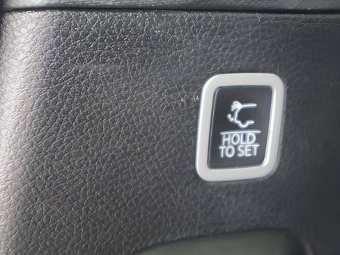 Used 2022 Jeep Grand Wagoneer Series III AWD/4WD image 20