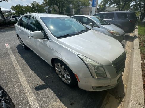 Used 2016 Cadillac XTS Luxury w/ Driver Awareness Package FWD image 5