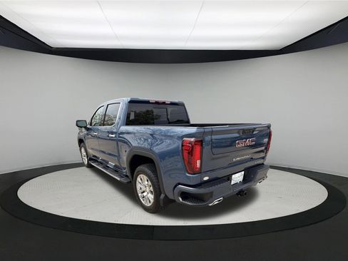 Used 2025 GMC Sierra 1500 Denali w/ Technology Package AWD/4WD image 5