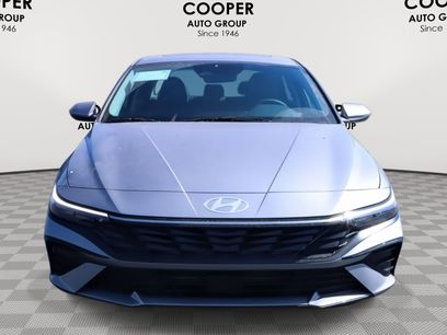 New 2025 Hyundai Elantra Limited