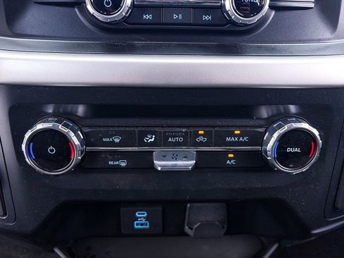 Used 2022 Ford F150 XLT w/ Equipment Group 301A Mid image 23