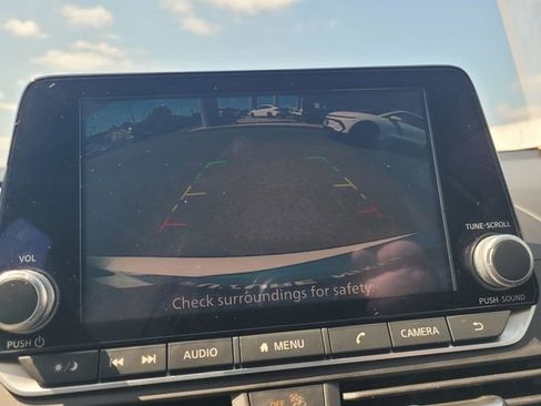 Certified 2025 Nissan Altima 2.5 S FWD image 21