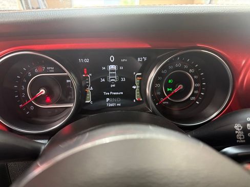 Used 2021 Jeep Wrangler Unlimited Rubicon AWD/4WD image 24