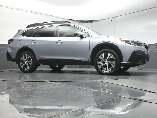 Used 2021 Subaru Outback Limited w/ Popular Package #2 AWD/4WD image 37