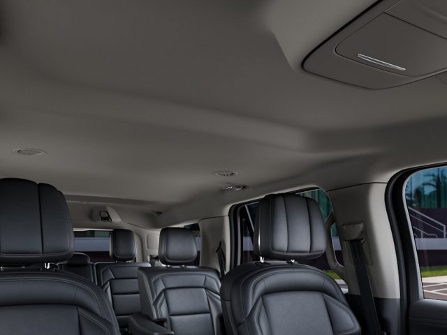 New 2027 Lincoln Navigator Premiere RWD image 22